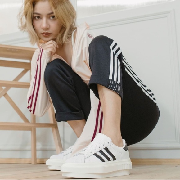 BEYONCÉ SUPERSTAR ADIDAS - Picture 7 of 15